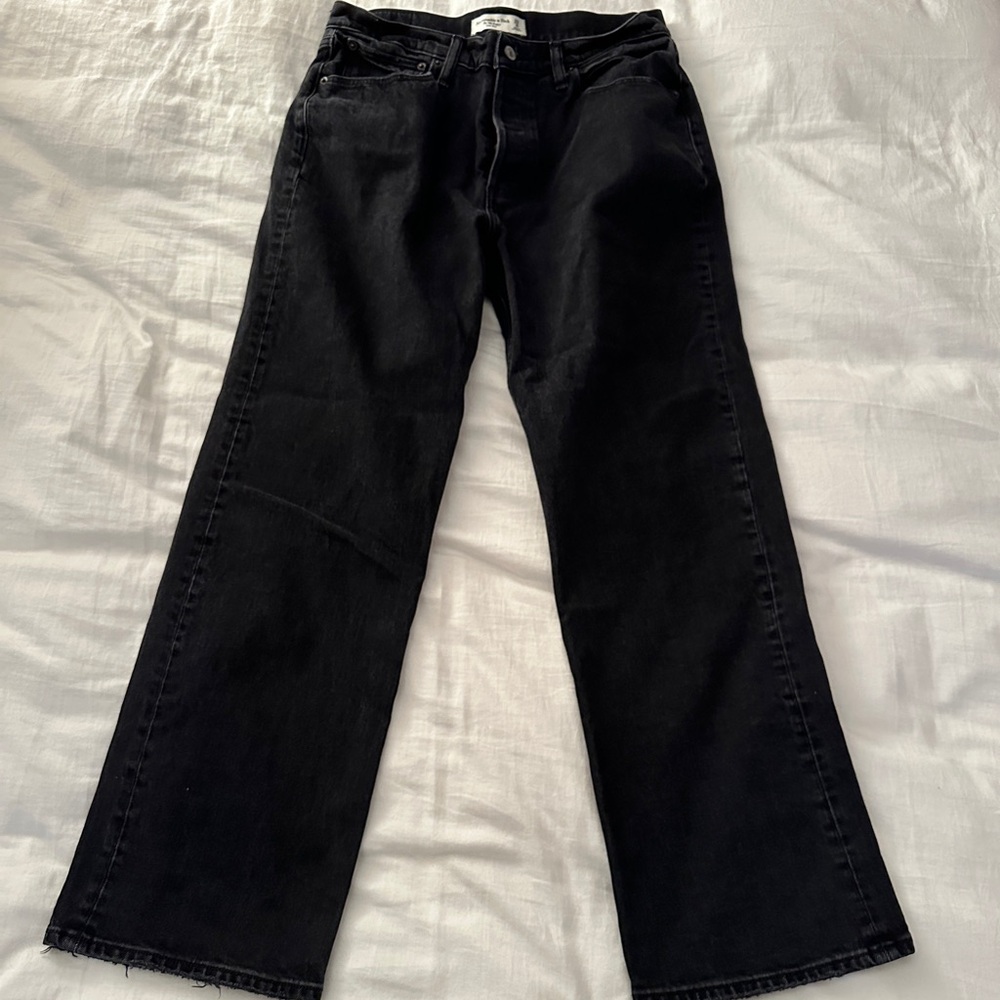 90s low rise baggy jeans